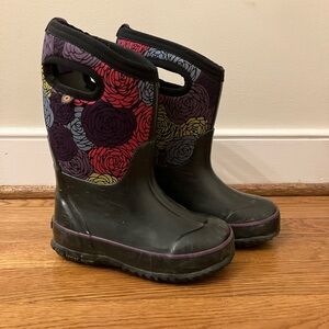 Bogs Black and Purple Floral Kids Boots